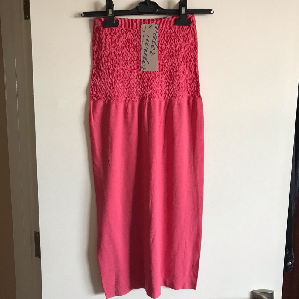 NWT Women’s Skirt/Dress WaterWater Every Wear .s M